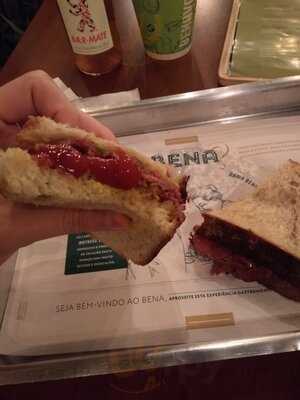Bena Sandwiches