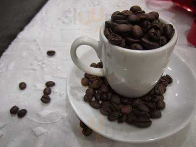 2bees Docaria Bistro