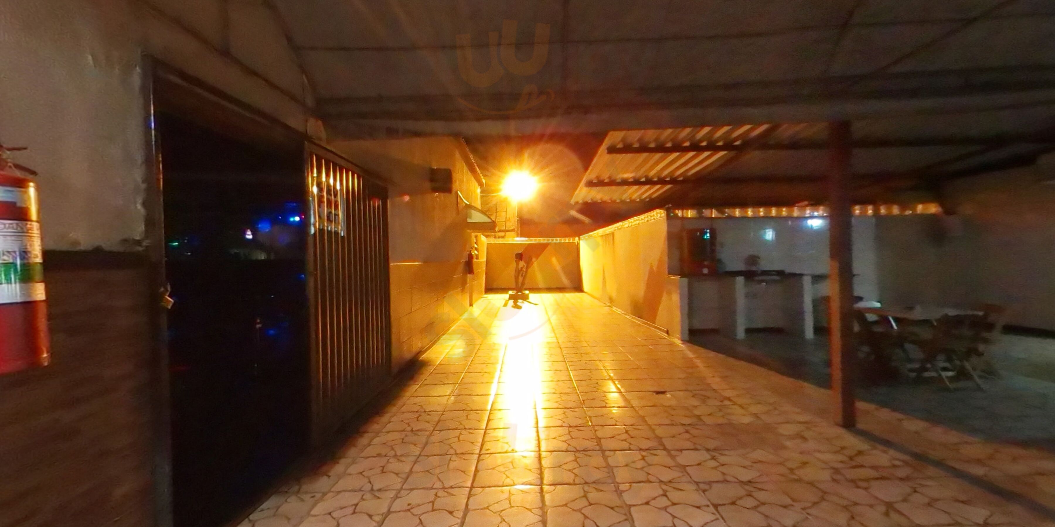 Show Bar