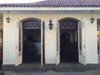 Ell Shaday Restaurante E Pizzaria