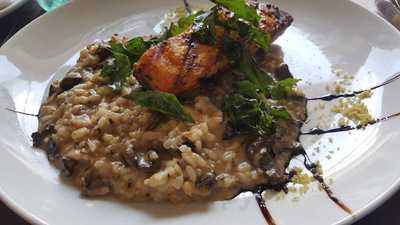 Jardim Bistro E Creperia