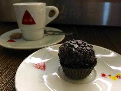 Tous Les Jours Café