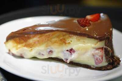 Iluminura Cafeteria E Livraria