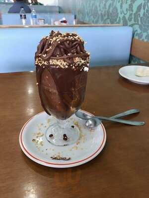 Flamy Doces & Delícia