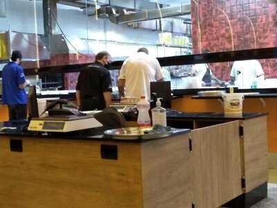 Alberto's Restaurante E Pizzaria