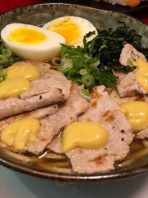 Minato Mirai Sushi & Temaki