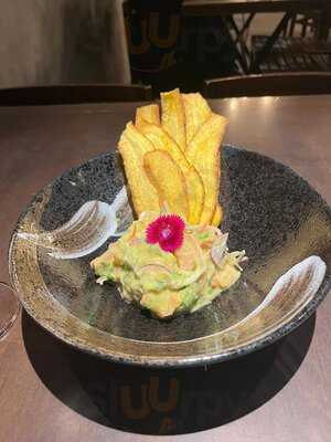 Pantai Sushi E Culinária Asiática