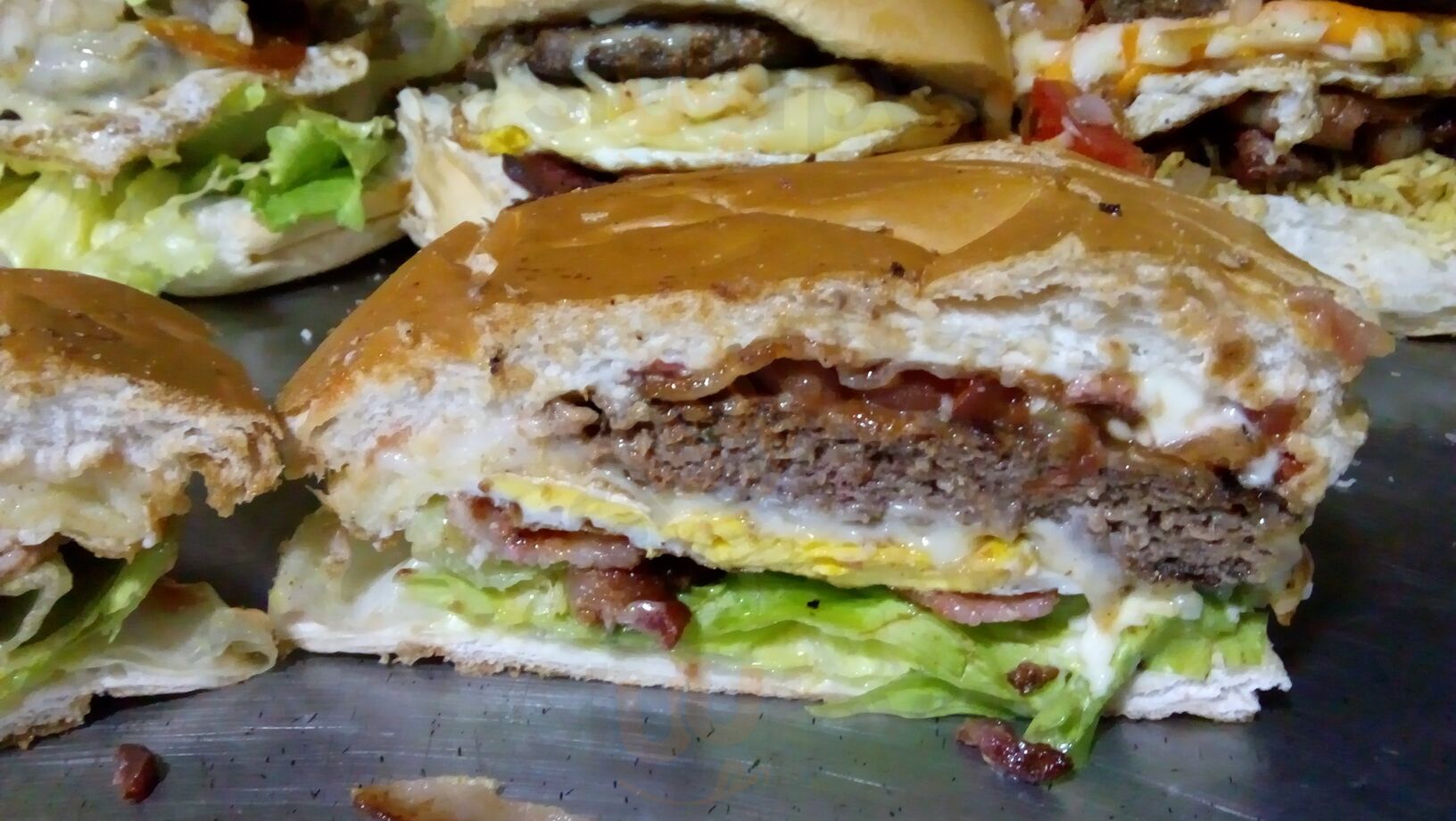 Hamburguero Lanches