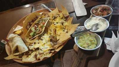 Cabrones Cocina Mexicana