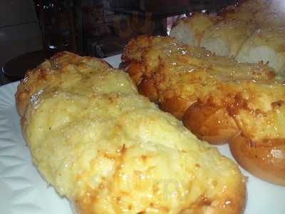 Padaria E Confeitaria Tomazim