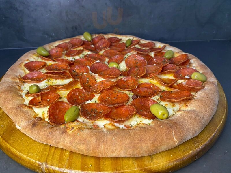 Macale Pizzas