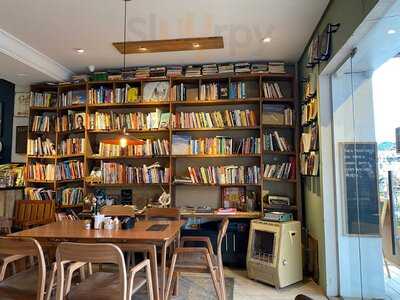 Santo Bistrô E Café