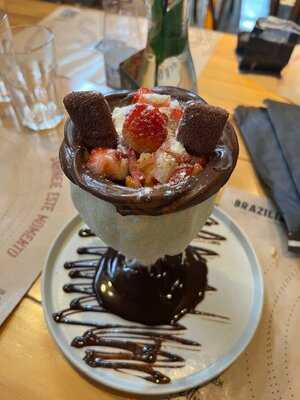 Braziliano Café • Bar • Restaurante