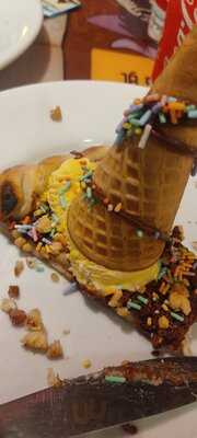 Toca Da Bruxa Pizzaria Temática