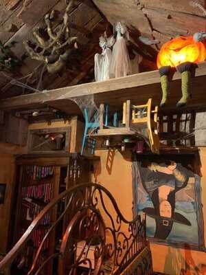 Toca Da Bruxa Pizzaria Temática