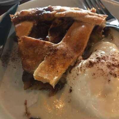 Media Luna Restobar E Cafeteria