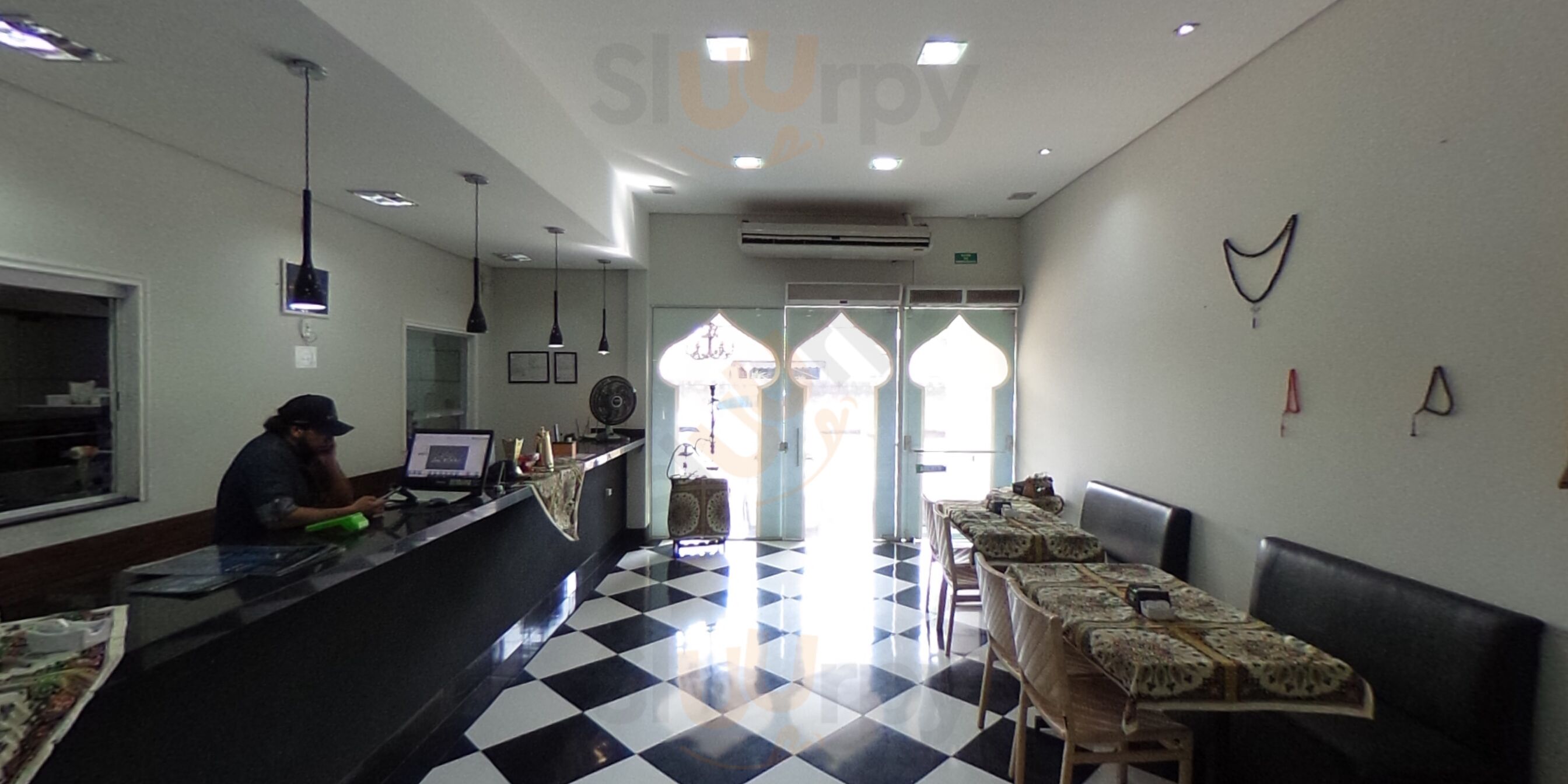 Bistro Cafe