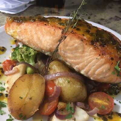 Escritório Bar & Grill