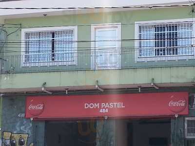 Dom Pastel