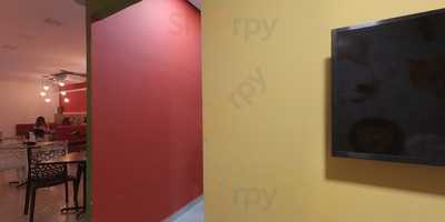 Gaya Crepes & Sushis