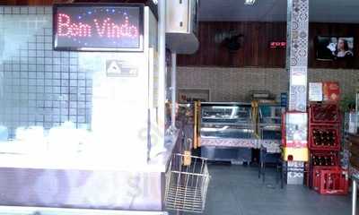 Padaria E Confeitaria Rocha