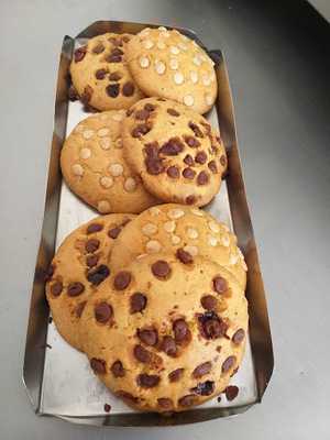 Padaria E Confeitaria Pingo De Ouro