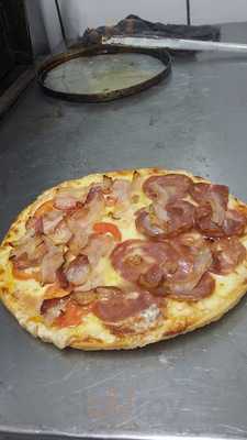 Padaria E Confeitaria Pingo De Ouro