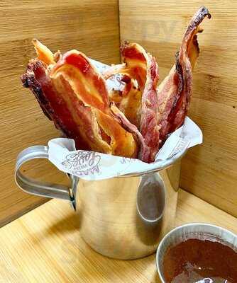 O Catherine Food & Drinks