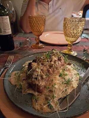 Bistro Entre Parênteses