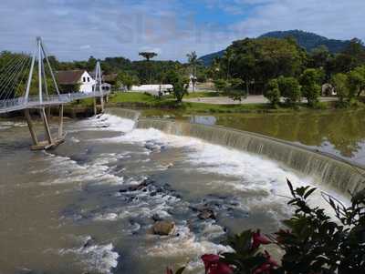 Thapyoka Restaurante Bar E Boate