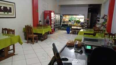 Photo 4
