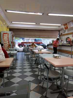 Lanchonete E Restaurante Charme Do Paraíso