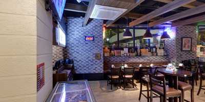 Santa Etienne - West Plaza