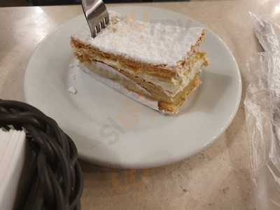 Paes E Doces Beija Flor Do Itaim