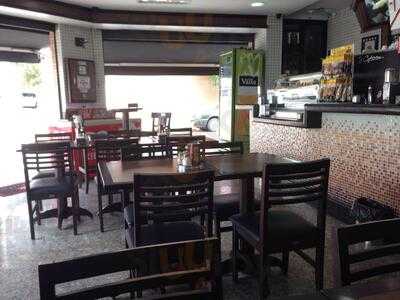 Friends Americos Bar