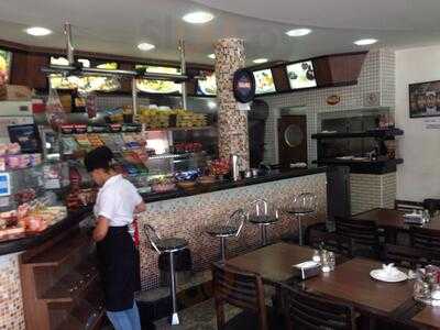 Friends Americos Bar