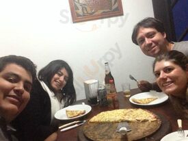 Gnomos Pizza Bar