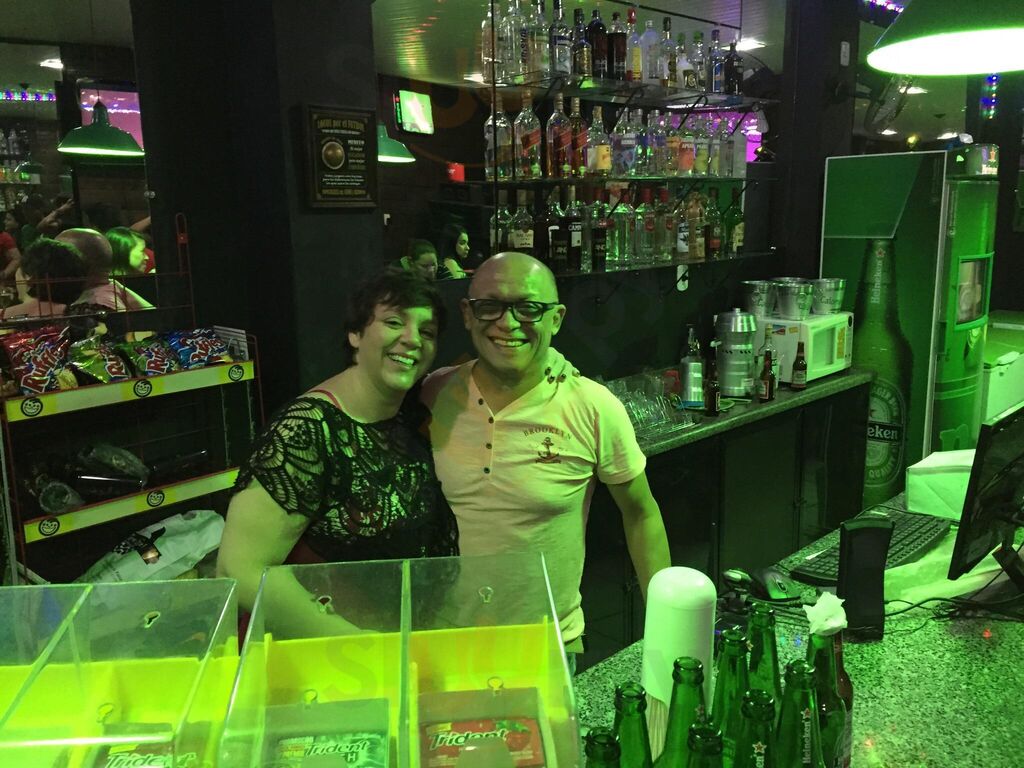 Calomeni's Bar E Restaurante