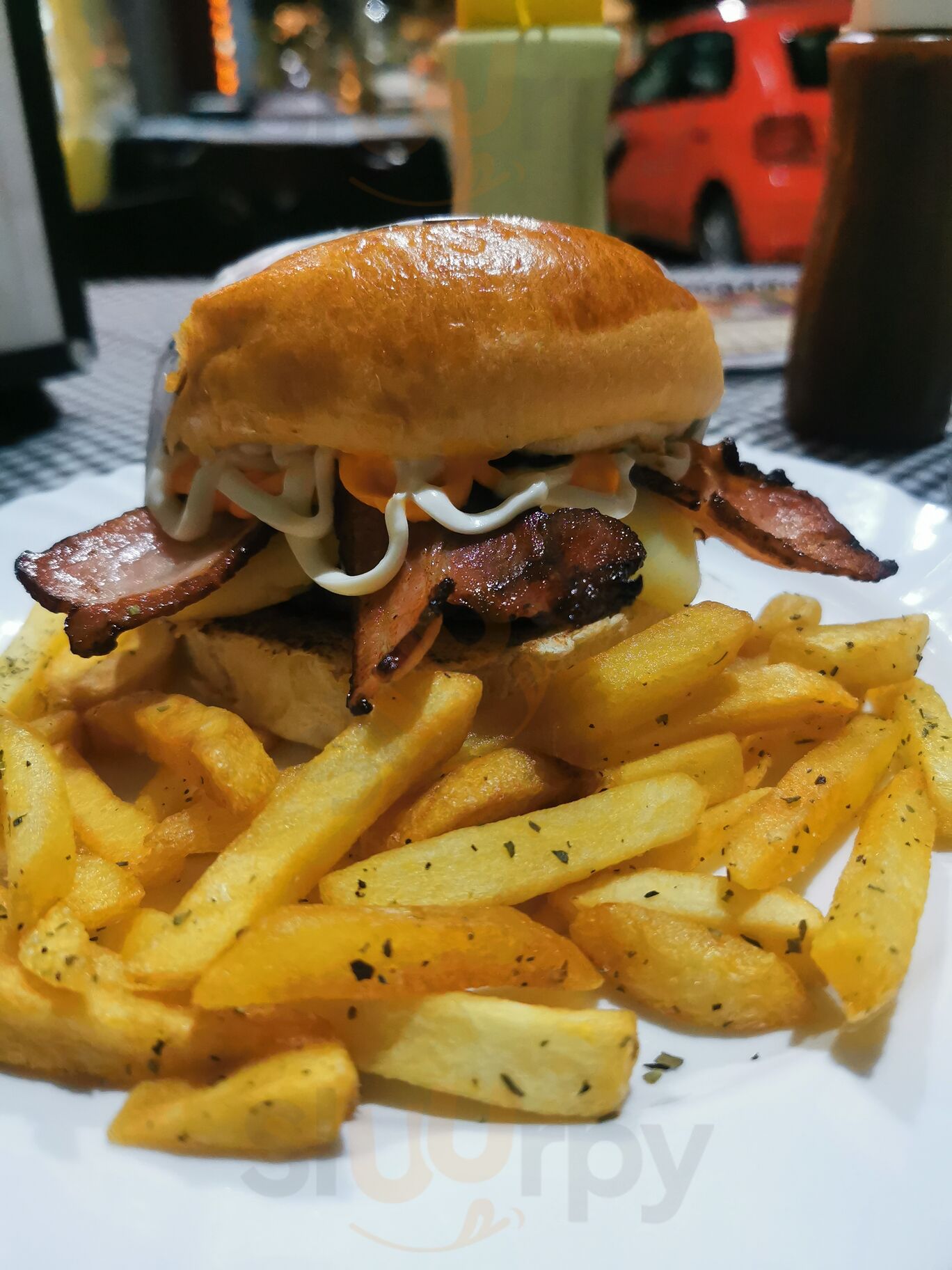 Hamburgueria Emporio