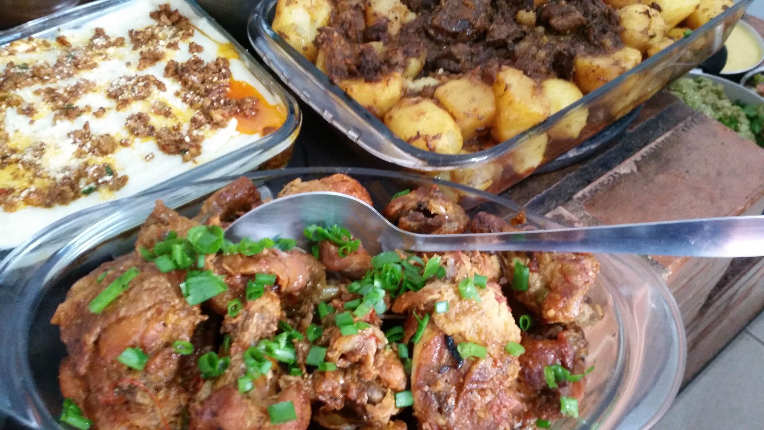 Pratos Da Terra Restaurante