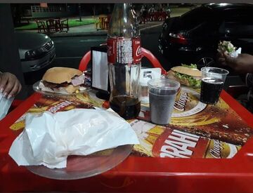 Re Lanches