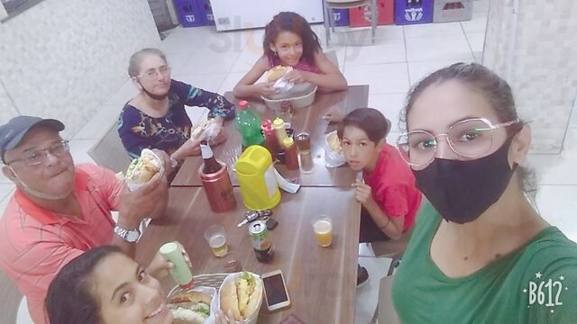 Mega Lanches