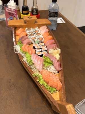 Shinsei Restaurante E Karaoke