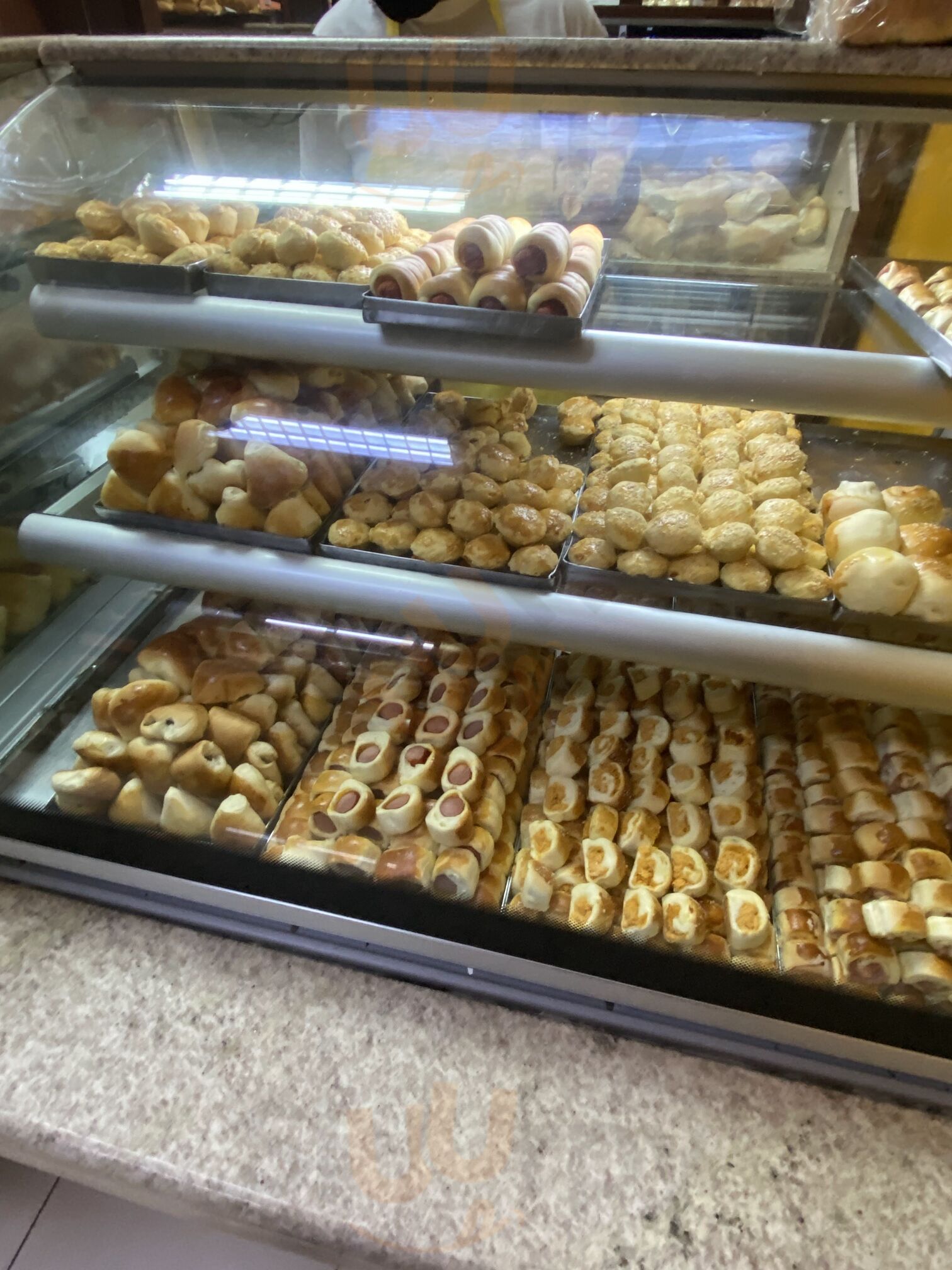 Panificadora E Confeitaria Massa Pura