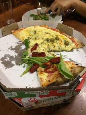 Ovençal Pizzaria