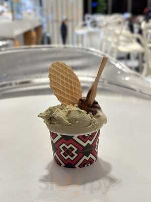 Tritutti Gelato E Dolce