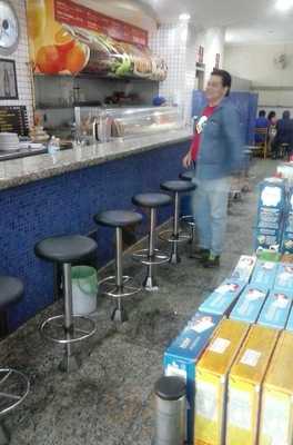 A.j. Vila Prudente Paes E Doces