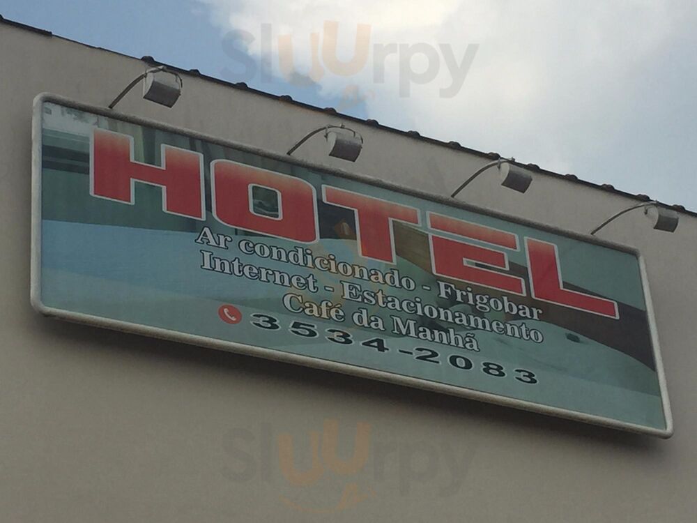 Hotel, Churrascaria E Pizzaria Assados Na Brasa