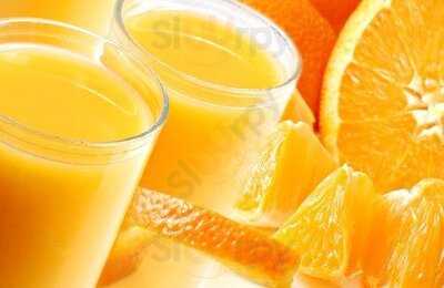 Pastel Da Lu E Restaurante