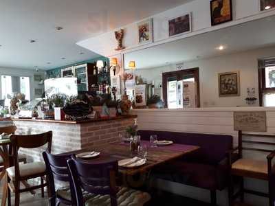 Ladeira Cafe E Bistro